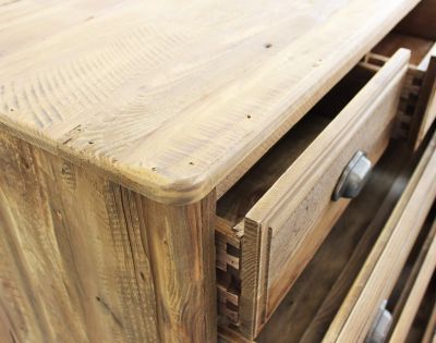 PEZ - cassettiera con 5 cassetti in legno di pino riciclato