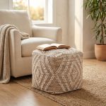 MEGAN - pouf in lana avorio con decoro 40 x 40