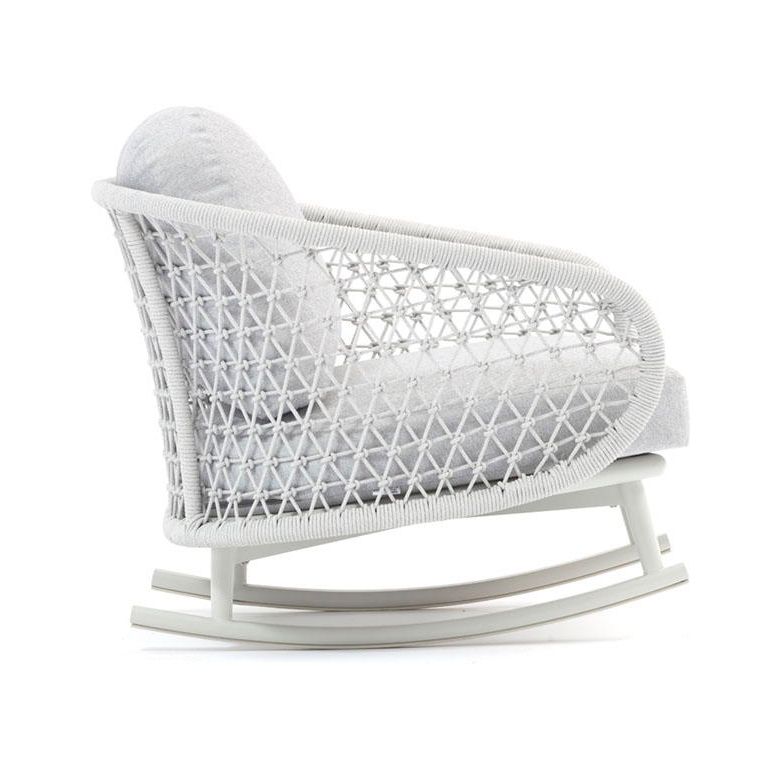 GLENDA - poltrona dondolo con struttura in allumino bianco e con corda grigio mélange