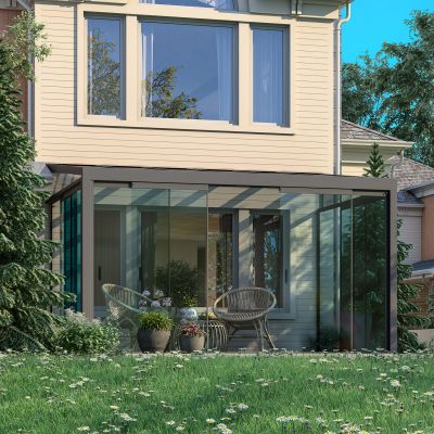 Veranda addossata con copertura in policarbonato