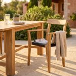 PAGAN - poltrona impilabile in teak e wicker
