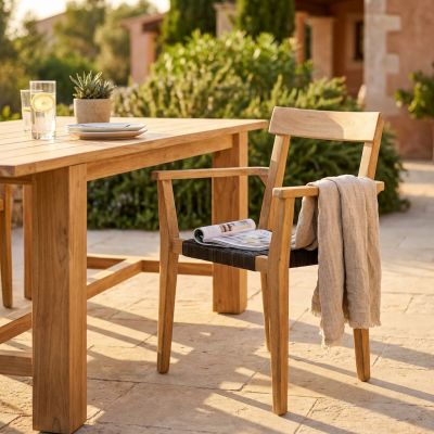 PAGAN - poltrona impilabile in teak e wicker