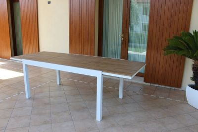 VIDUUS - tavolo da giardino allungabile in alluminio e polywood